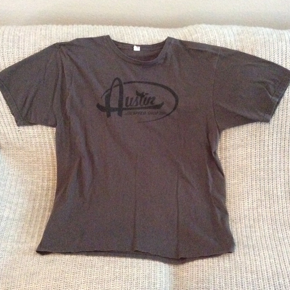 Men’s Austin Speedshop tee. Size xl. Good cond